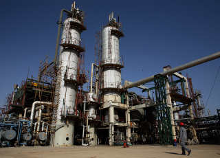 bg_crude_oil_processor_815952